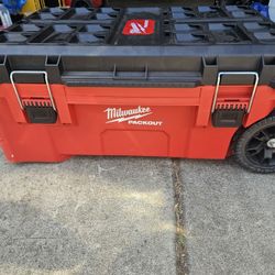 Milwaukee Packout Rolling Storage