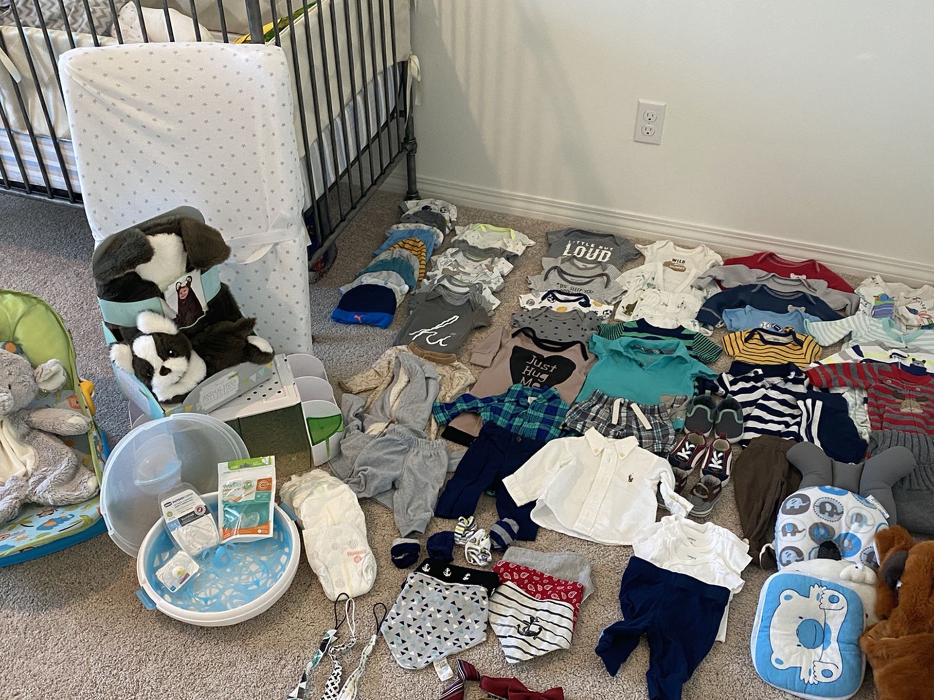 Baby/infant Bundle!!! 103 Items-clothing, Shoes, Bottle Serilizer,baby Bath, Swaddle And Much More!!!!!!!