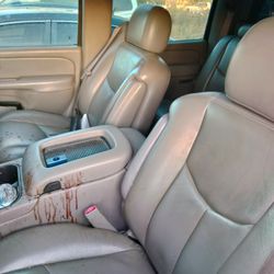 Chevy Silverado, Avalanche, Suburban Seats Parts 