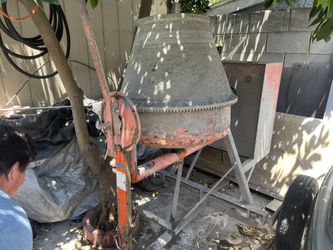 Canoga Concrete Mixer