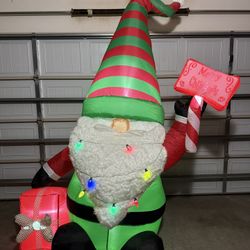 Christmas Inflatable Gnome Holding with Merry Christmas Sign and Beard Lights Spiral (New)
