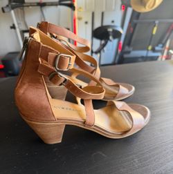 Lucky Brand heels size 8.5 like new