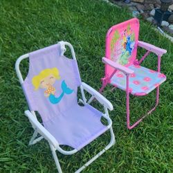 2 Small Kids Chair 