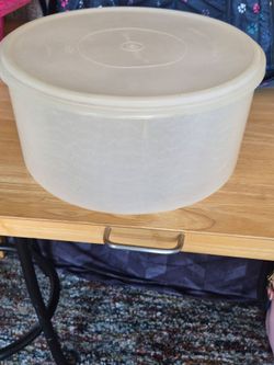 Vintage Large Round Tupperware Container