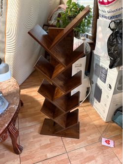8-tier tree bookshelf