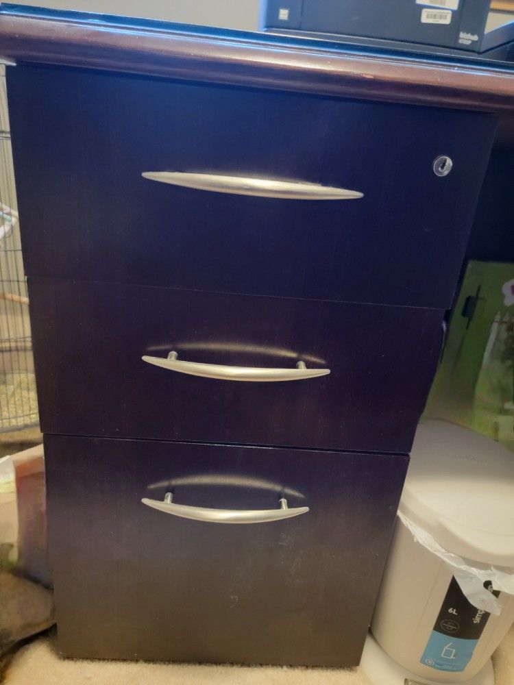 Free Office Desk for Sale in Bothell, WA OfferUp