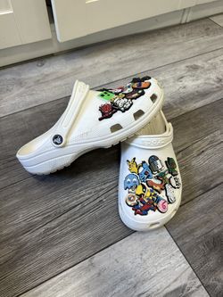 Men’s Size 9 White Crocs 