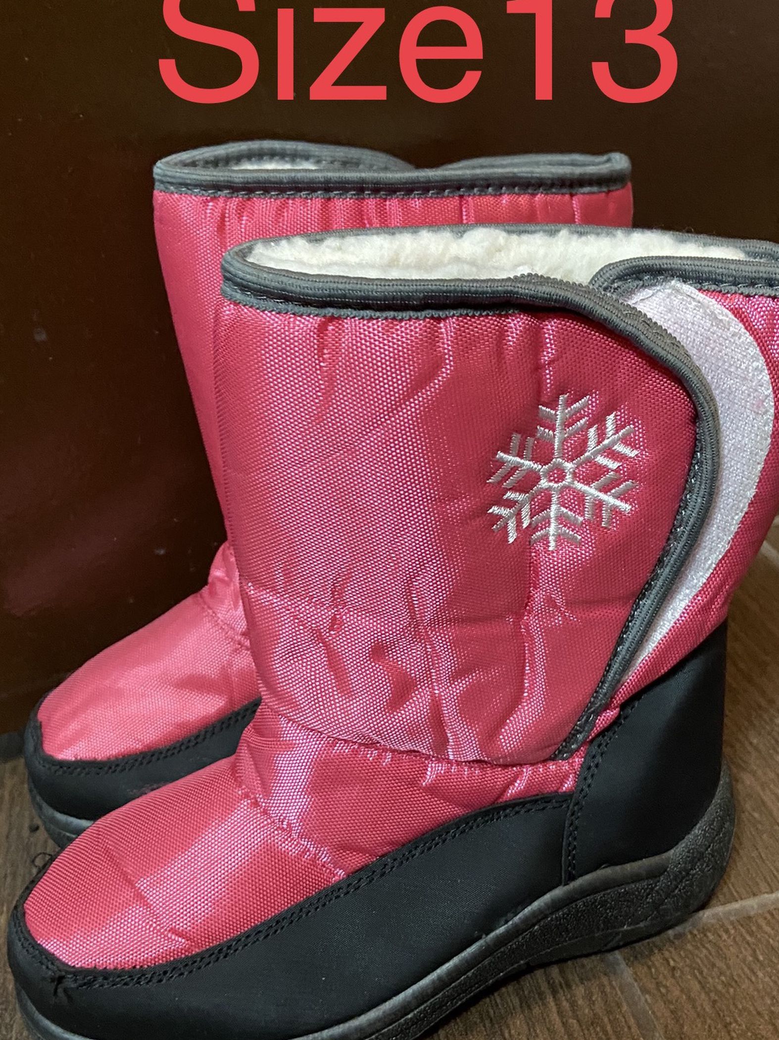 Girl Snow Boots Size 13