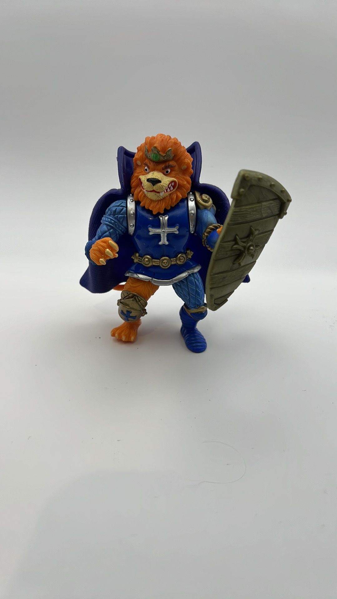 Vintage TMNT King Lionheart Action Figure Ninja Turtles 5" Toy 1992 Playmates m. Missing 1 of weapons. Has some marks from play 