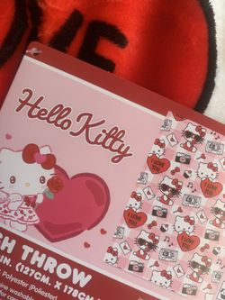 Hello Kitty Valentines blanket