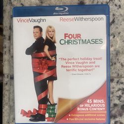 Four Christmases Blu-ray / DVD Set In Case 