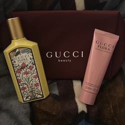 Gucci Floral …