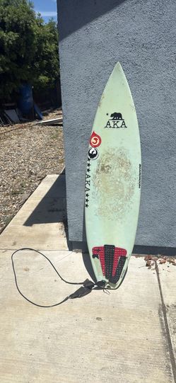 Surf board