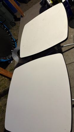 $ale 2 sets of tabes 25.5x35.3 x29.5 tall