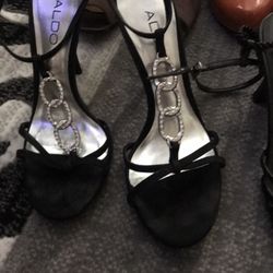 SHOES 7 1/2 Size 7 Pair  1 Ankle Boot