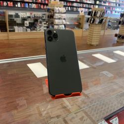 iPhone 11 Pro Max UNLOCKED