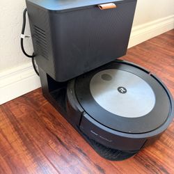 Roomba J7+