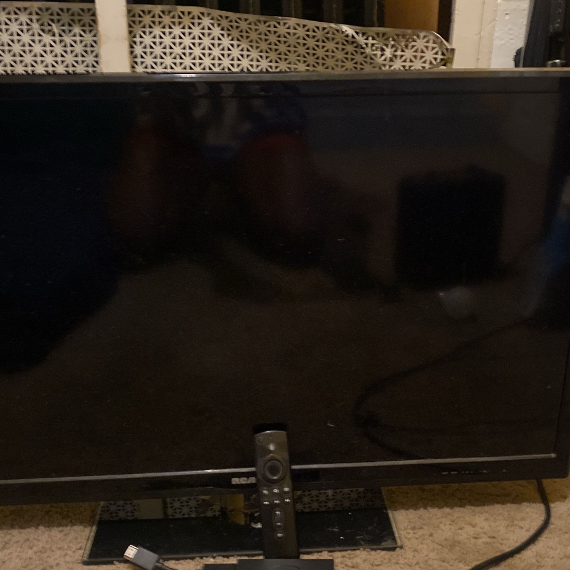 35 In RCA Flat Screen With Amazon Prime Stick
