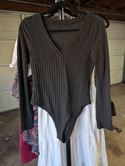 Women's Long Sleeved Tops