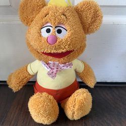 Toys -Disney Junior Muppet Babies Wocka Wocka Fozzie Exclusive Feature Plush