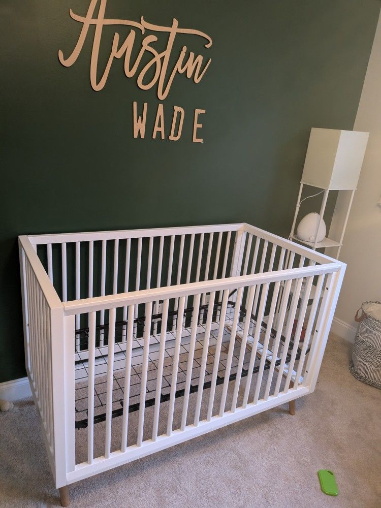 https://offerup.com/redirect/?o=V2hpdGUuQmFieQ== / Toddler Crib