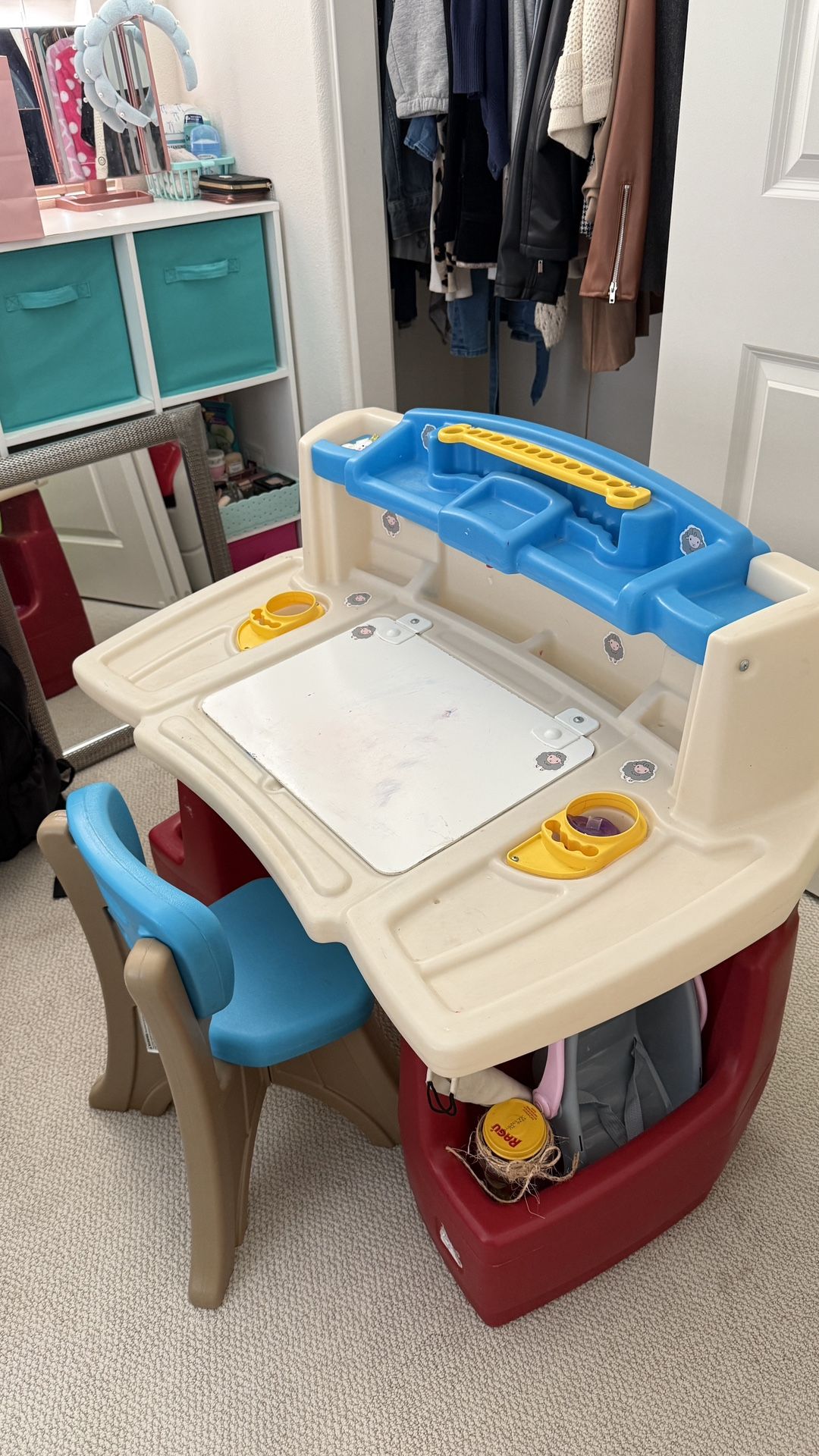 Step 2 Desk For child