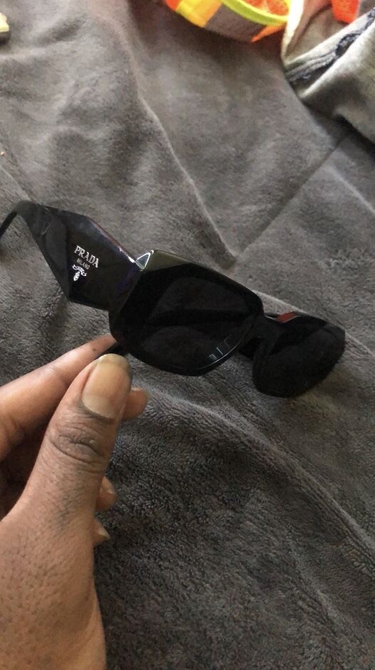 Woman Prada Sunglasses