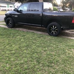 2017 Dodge Ram 1500 5.7L