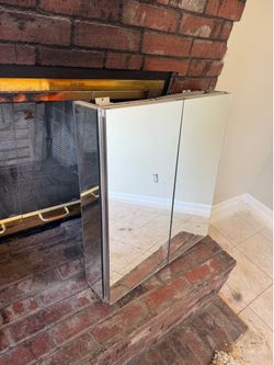 Double  door and mirror  aluminum medicine cabinet