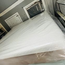 Tempur Pedic King Size Matress 