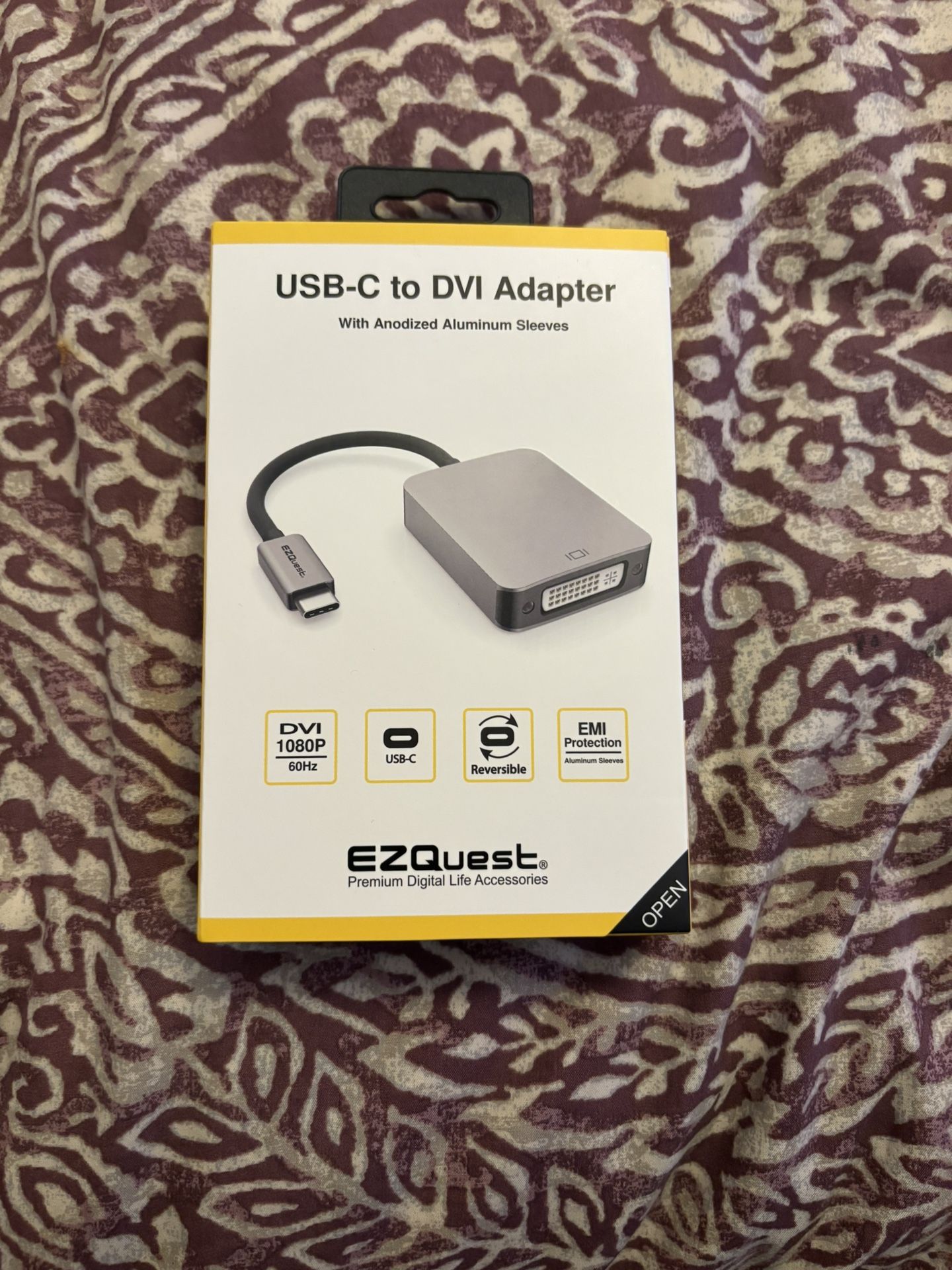 USB-C To DVI Adapter