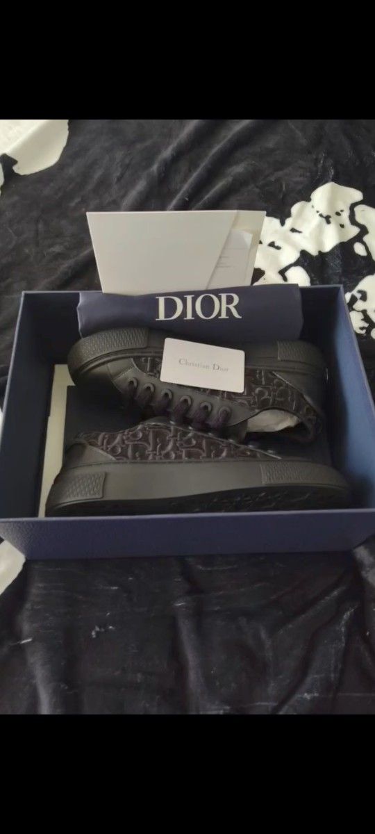 Diors