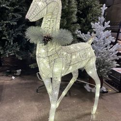 40" Philips LED White and Champagne Glitter String Doe Novelty Indoor/Outdoor Sculpture Twinkling Pure White Lights