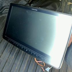 Alpine Car play 9 Inch 