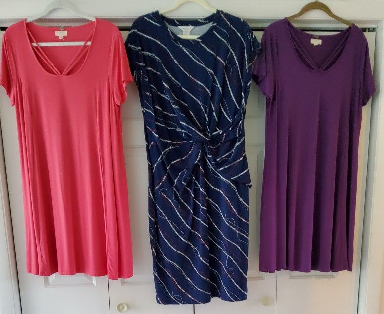 Dresses- Ladies/szXL/price is for each dress