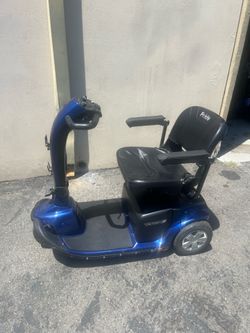 Pride Victory 10 Mobility Scooter – Excellent Working Condition