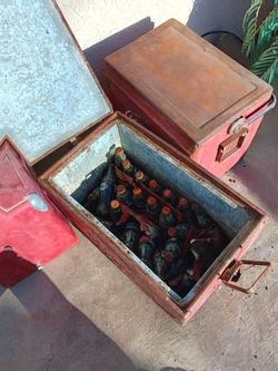 Coca cola chests w coke