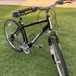 Diamondback Edgewood men’s bike, bicycle, 21 speed excellent condition