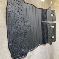 Woodland Rav4 Trunk Mat