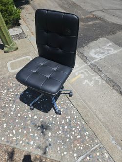 Free chair