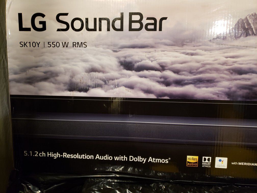 LG SK10Y Soundbar w/Rear Speakers