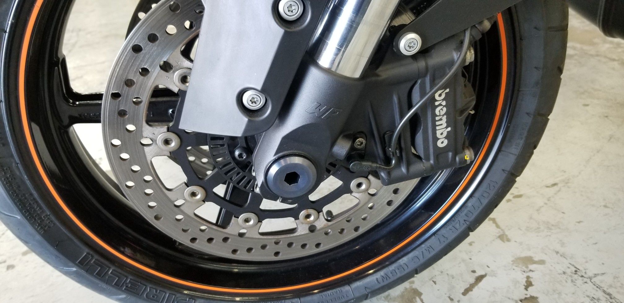 2013 ktm 990 smt abs