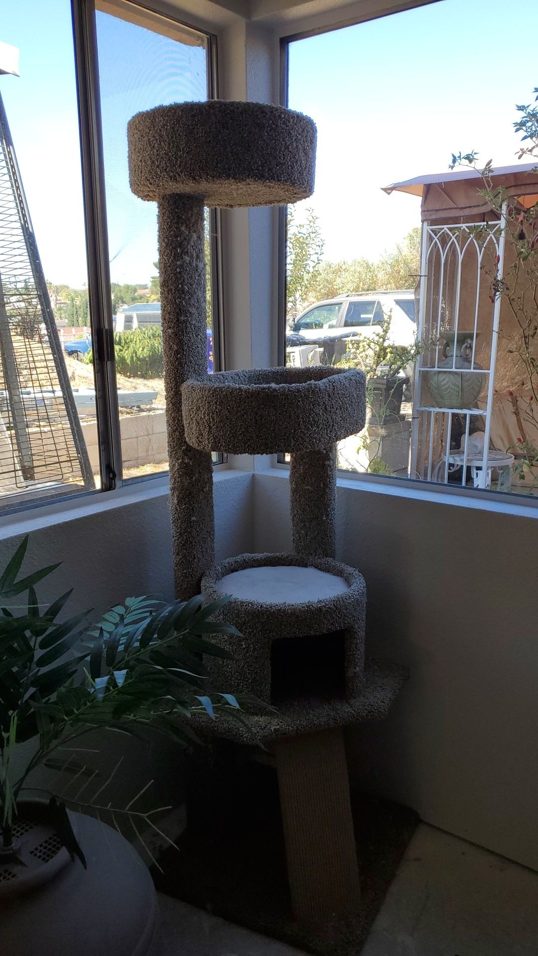 Cat tower for Sale in San Diego, CA OfferUp