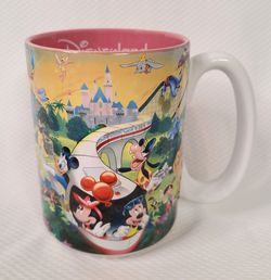 Vintage MOM Disneyland Resort 3D Coffee Mug