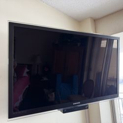 Flat Screen TV