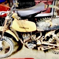 1974 Yamaha YZ 80 