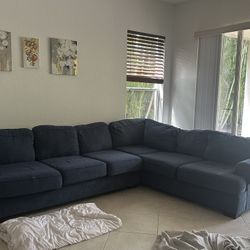 Highland lakes sale blue sofa