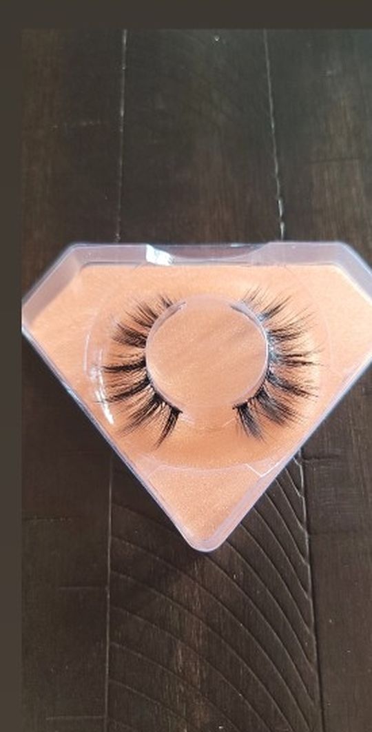 Lashes Available
