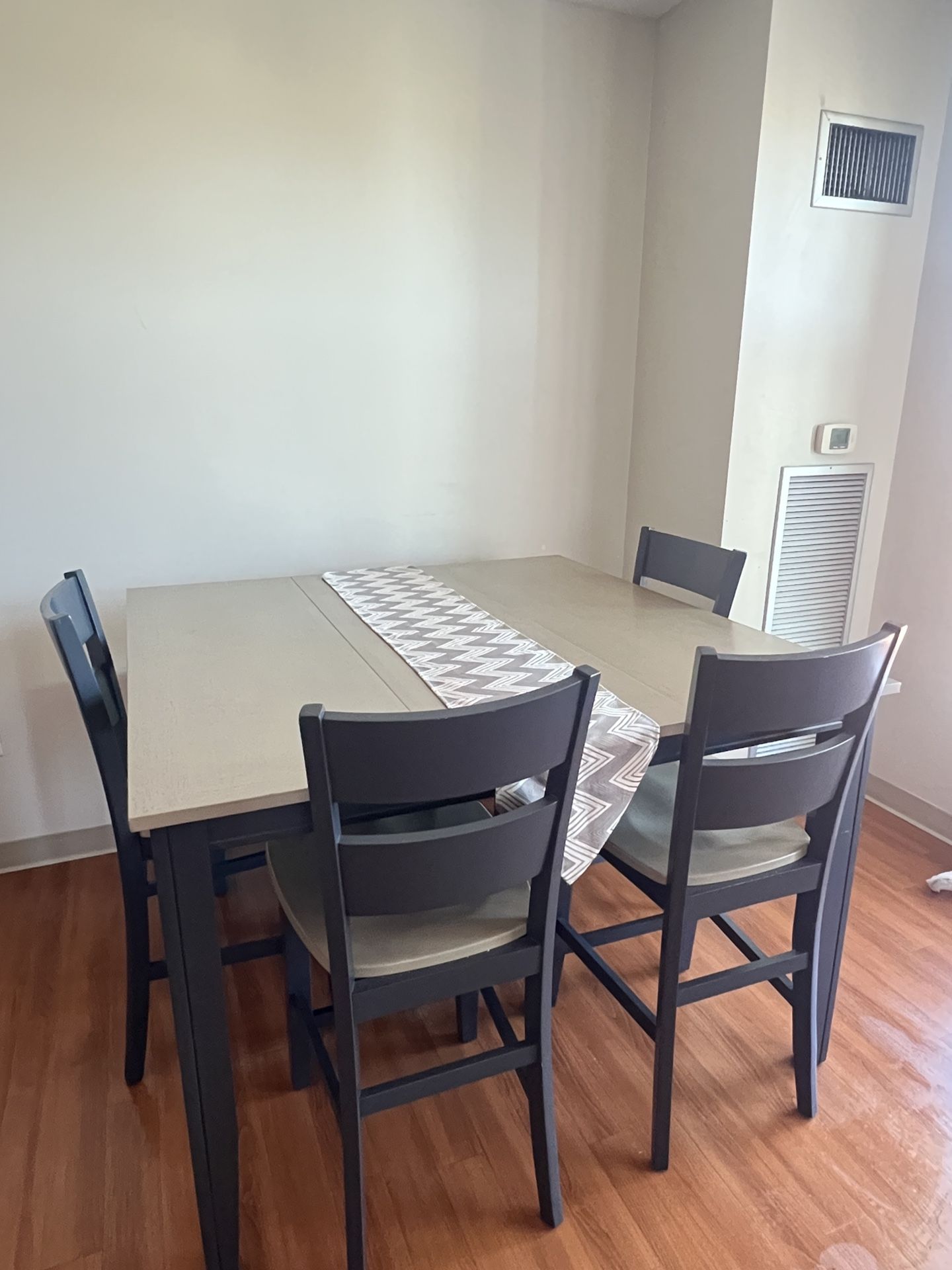 Kitchen Table 