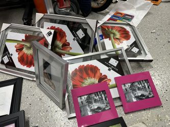 Umbra Frames $5 Each